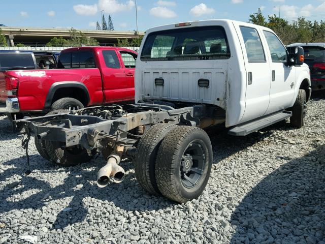 1FT8W3DT1BEB38370 - 2011 FORD F350 SUPER WHITE photo 4