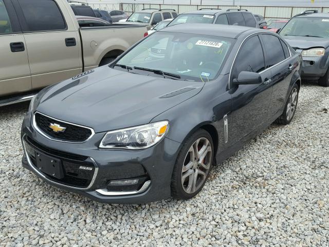 6G3F15RW0HL304034 - 2017 CHEVROLET SS CHARCOAL photo 2