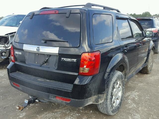 4F2CZ02Z28KM19790 - 2008 MAZDA TRIBUTE I BLACK photo 4