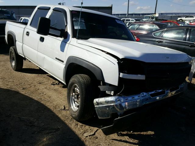 1GCHC23U45F872738 - 2005 CHEVROLET SILVERADO WHITE photo 1