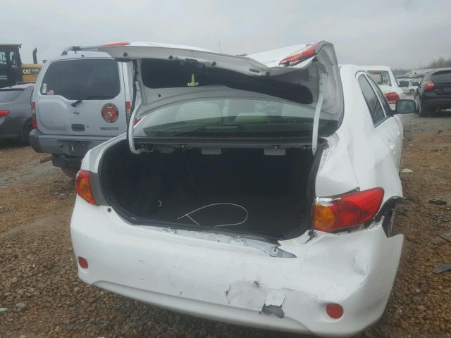 JTDBL40E099022138 - 2009 TOYOTA COROLLA BA WHITE photo 9