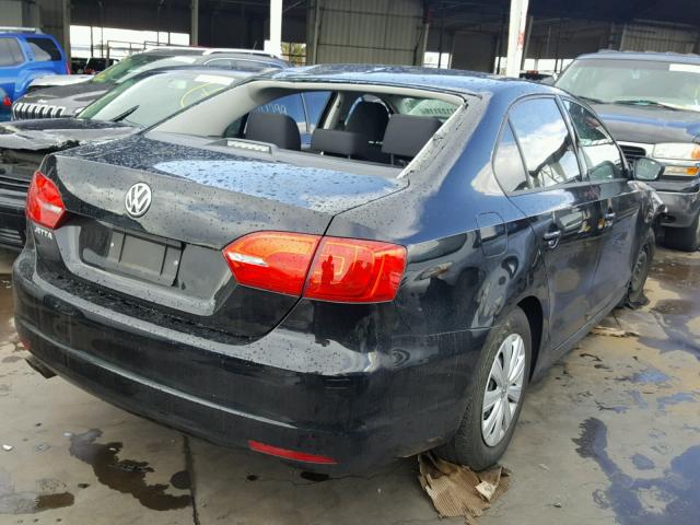 3VW2K7AJ3EM418010 - 2014 VOLKSWAGEN JETTA BASE 黑色 照片 4