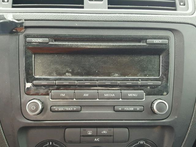 3VW2K7AJ3EM418010 - 2014 VOLKSWAGEN JETTA BASE 黑色 照片 9