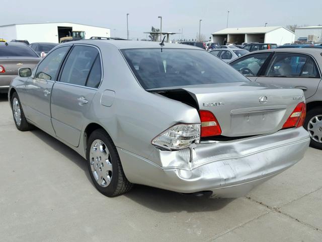 JTHBN30F820053224 - 2002 LEXUS LS 430 SILVER photo 3