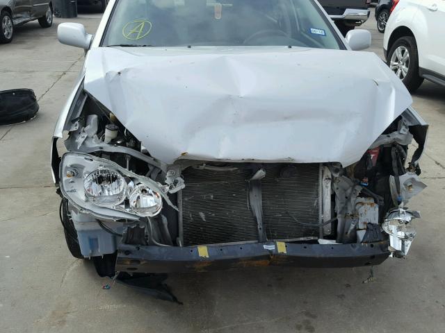 1NXBR32E75Z486312 - 2005 TOYOTA COROLLA CE SILVER photo 9