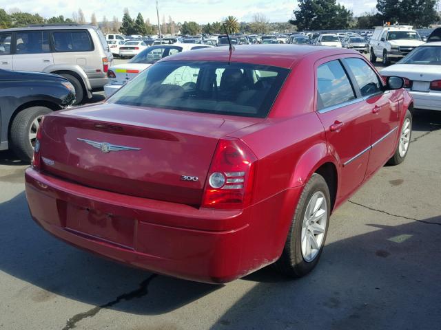 2C3LA43RX8H179817 - 2008 CHRYSLER 300 LX RED photo 4