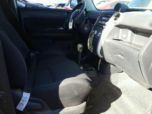 JTLKT324464050939 - 2006 TOYOTA SCION XB BLACK photo 5