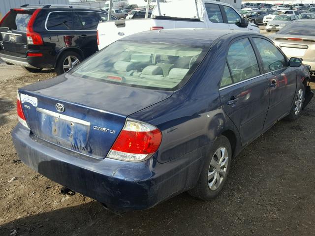 4T1BE32K75U429545 - 2005 TOYOTA CAMRY LE BLUE photo 4