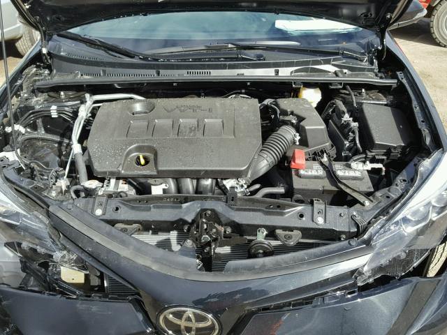 5YFBURHEXJP780310 - 2018 TOYOTA COROLLA L BLACK photo 7