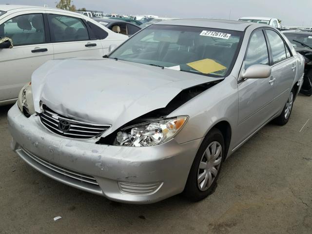 4T1BE32K86U140854 - 2006 TOYOTA CAMRY LE SILVER photo 2