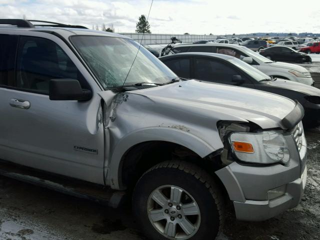 1FMEU73818UA15854 - 2008 FORD EXPLORER X SILVER photo 9