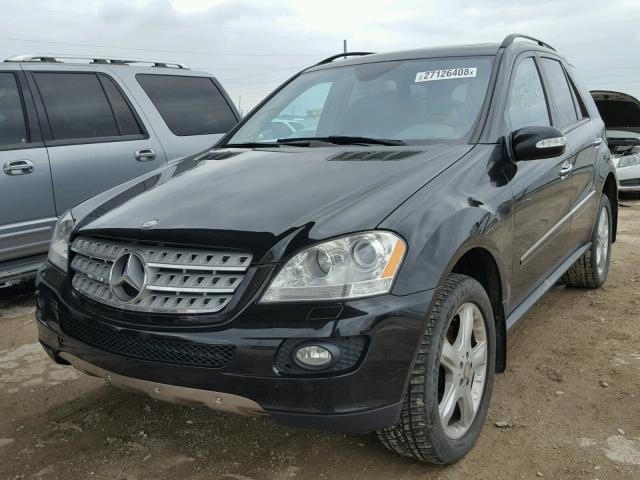 4JGBB22E48A331625 - 2008 MERCEDES-BENZ ML 320 CDI BLACK photo 2