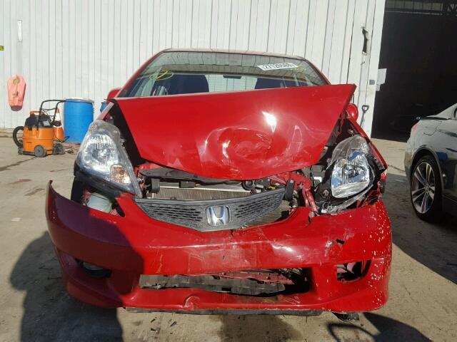 JHMGE8H43AC010638 - 2010 HONDA FIT SPORT RED photo 9