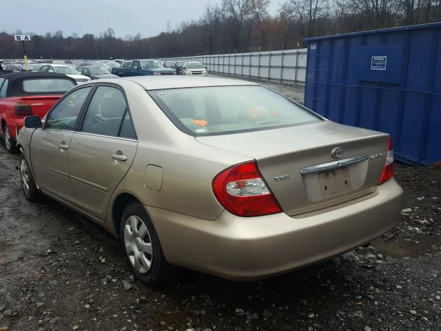 4T1BE32K03U666729 - 2003 TOYOTA CAMRY LE GOLD photo 3