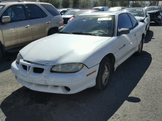 1G2NW12T6WC708282 - 1998 PONTIAC GRAND AM G WHITE photo 2