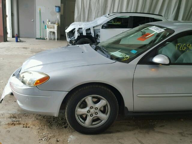 1FAFP53203A214846 - 2003 FORD TAURUS SE SILVER photo 10