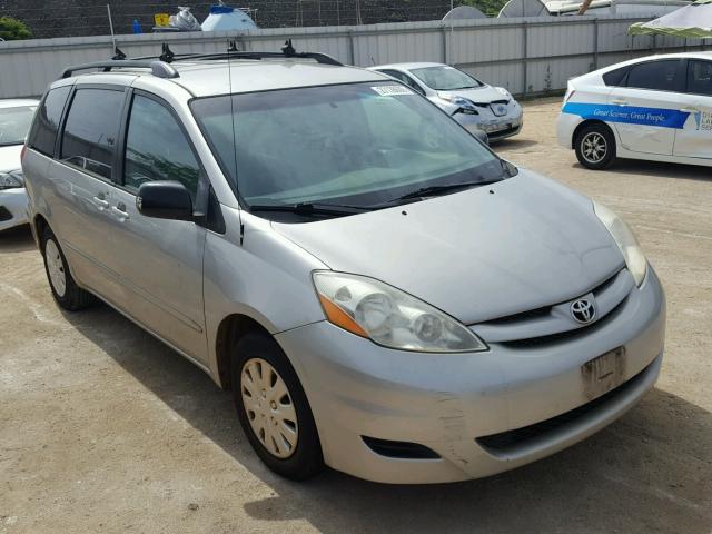 5TDZK23C27S088172 - 2007 TOYOTA SIENNA CE SILVER photo 1