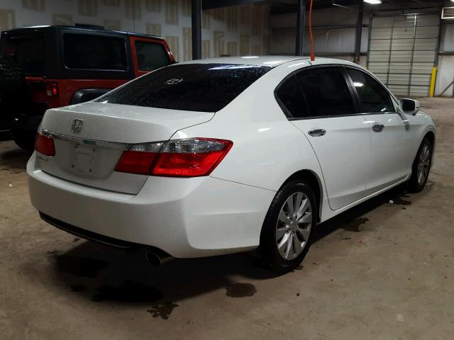 1HGCR2F72DA272392 - 2013 HONDA ACCORD EX WHITE photo 4