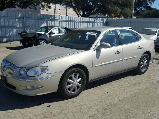 2G4WC582X91205665 - 2009 BUICK LACROSSE C GOLD photo 2