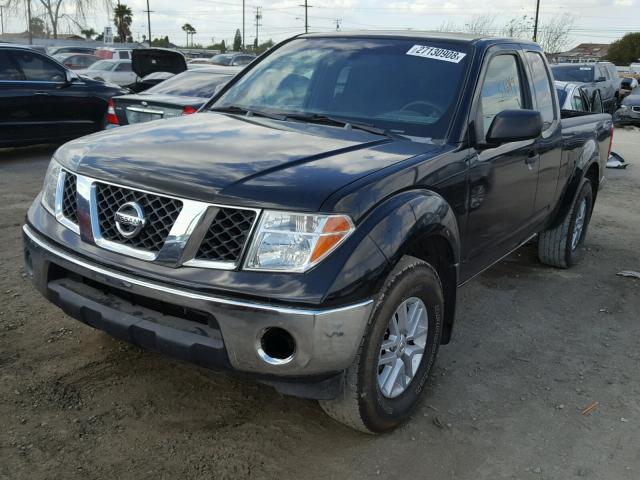 1N6AD06W77C421370 - 2007 NISSAN FRONTIER K BLACK photo 2