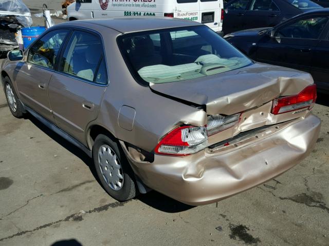 1HGCG66531A077683 - 2001 HONDA ACCORD LX GOLD photo 3