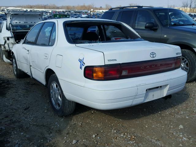 4T1GK13E4RU857171 - 1994 TOYOTA CAMRY XLE WHITE photo 3