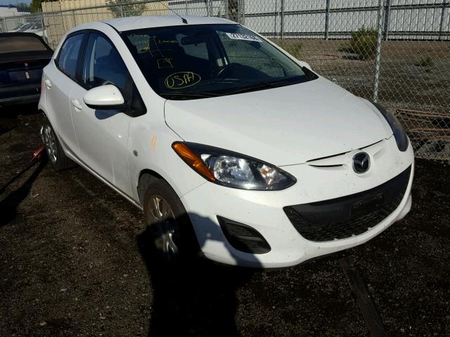 JM1DE1KZ8D0157477 - 2013 MAZDA MAZDA2 WHITE photo 1