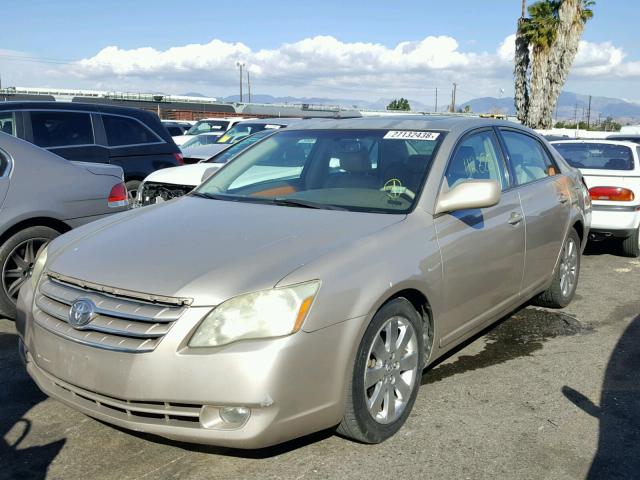 4T1BK36B75U041251 - 2005 TOYOTA AVALON XL TAN photo 2