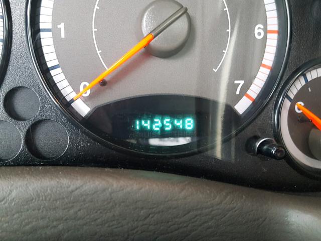 1J4GL38K15W727286 - 2005 JEEP LIBERTY RE GREEN photo 8