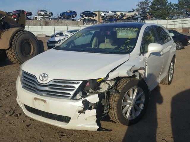 4T3BE11A29U003739 - 2009 TOYOTA VENZA BASE WHITE photo 2