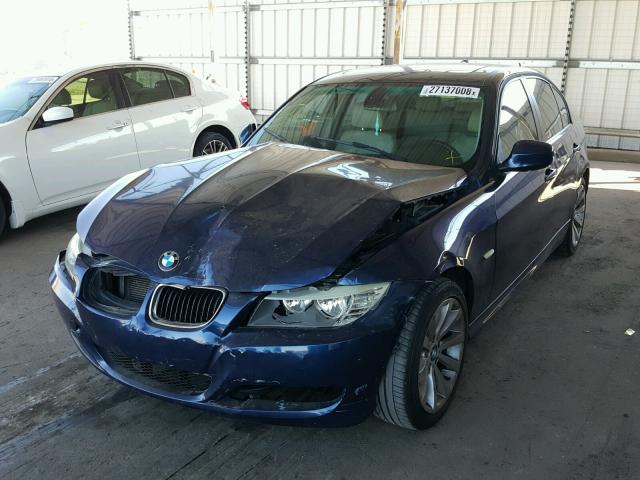 WBAPH7C53BE130607 - 2011 BMW 328 I BLUE photo 2