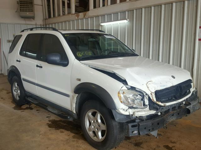 4JGAB54E9WA014303 - 1998 MERCEDES-BENZ ML 320 WHITE photo 1