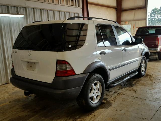 4JGAB54E9WA014303 - 1998 MERCEDES-BENZ ML 320 WHITE photo 4