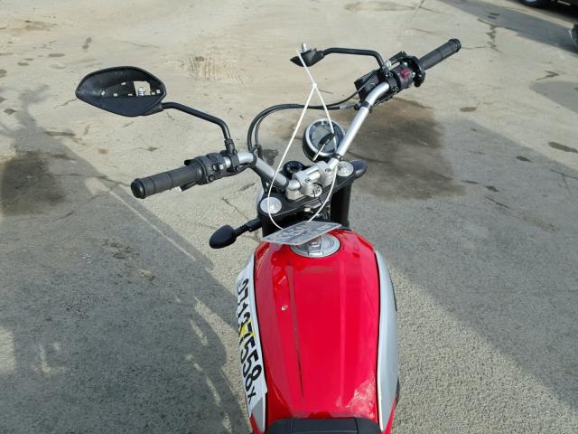 ML015ANM1HT010912 - 2017 DUCATI SCRAMBLER 红色 照片 5