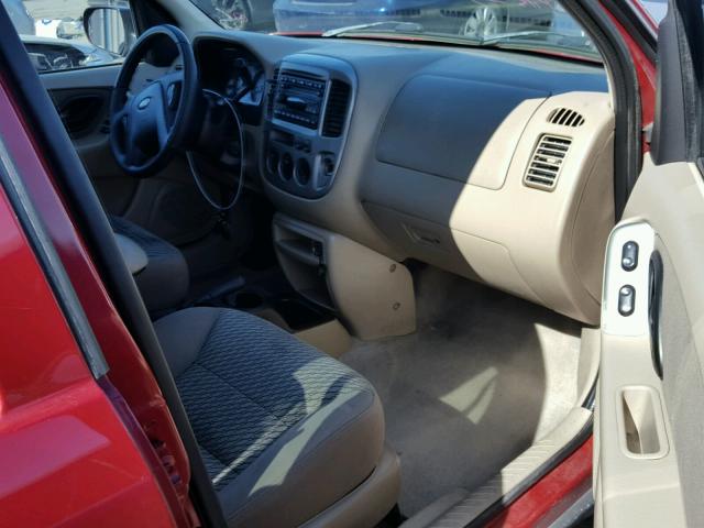 1FMYU03183KD38519 - 2003 FORD ESCAPE XLT MAROON photo 5