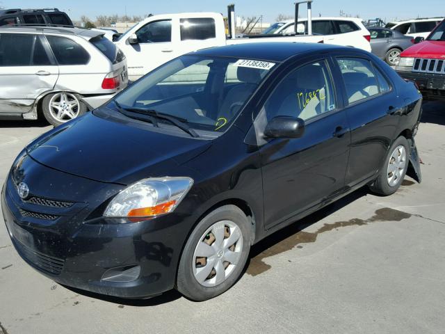 JTDBT923481296044 - 2008 TOYOTA YARIS BLACK photo 2