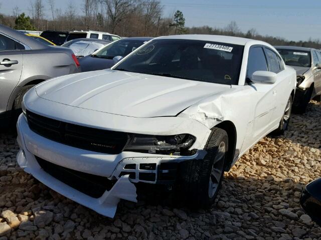 2C3CDXBGXFH896773 - 2015 DODGE CHARGER SE WHITE photo 2