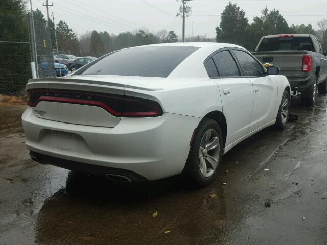 2C3CDXBGXFH896773 - 2015 DODGE CHARGER SE WHITE photo 4