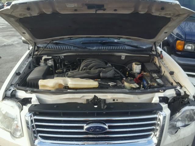 1FMEU65868UA27005 - 2008 FORD EXPLORER L WHITE photo 7