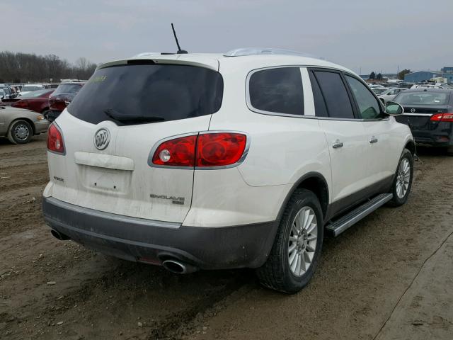 5GAER23708J266089 - 2008 BUICK ENCLAVE CX WHITE photo 4