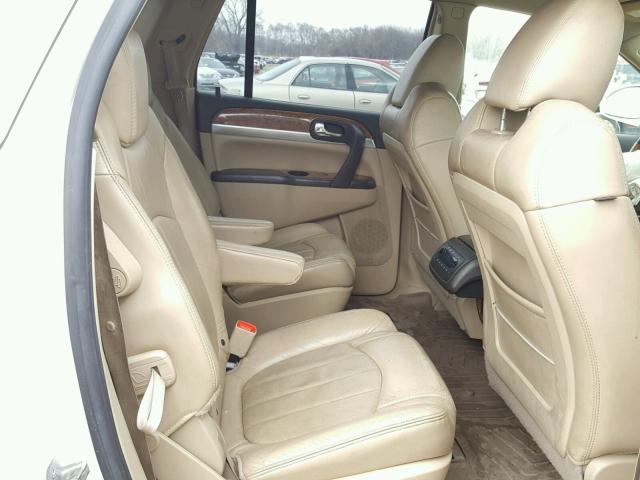 5GAER23708J266089 - 2008 BUICK ENCLAVE CX WHITE photo 6