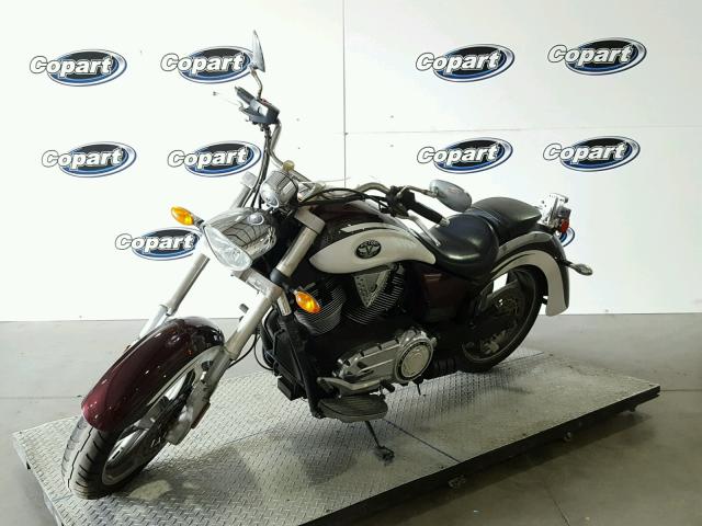 5VPCB26L693004863 - 2009 VICTORY MOTORCYCLES KINGPIN ორფეროვანი ფოტო 2