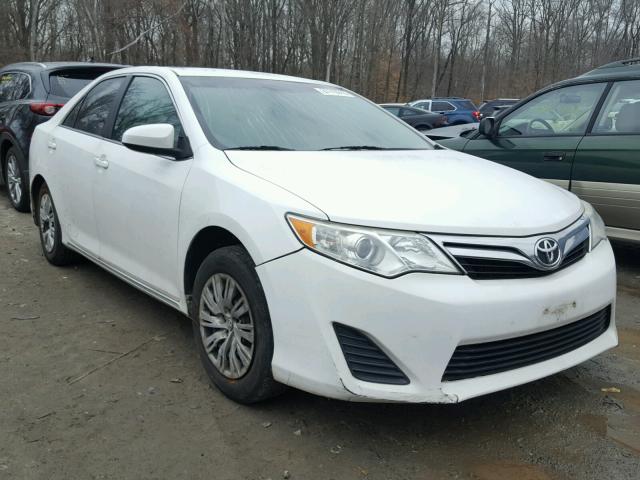 4T1BF1FK0CU540365 - 2012 TOYOTA CAMRY BASE WHITE photo 1