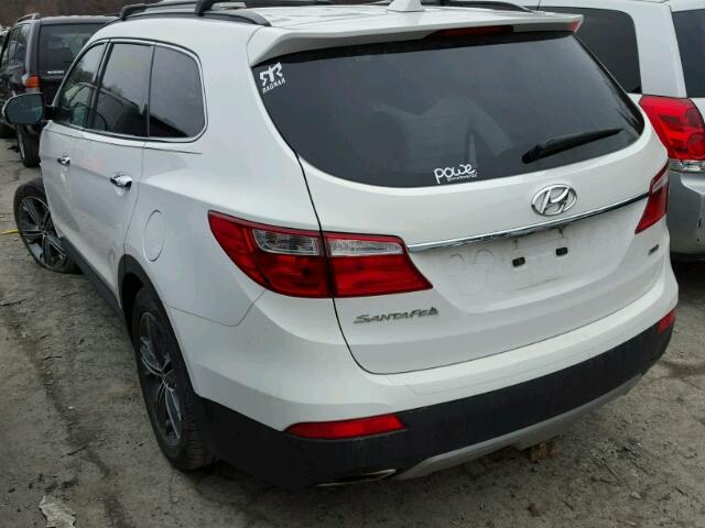 KM8SNDHF1GU132953 - 2016 HYUNDAI SANTA FE S WHITE photo 3