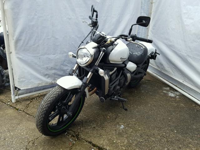 JKAENEA13FDA01928 - 2015 KAWASAKI EN650 A 白色 照片 2