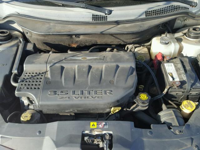 2C8GM68494R388739 - 2004 CHRYSLER PACIFICA SILVER photo 7