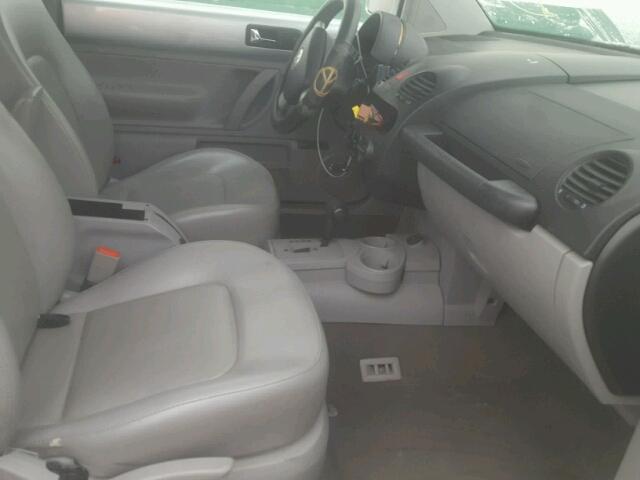 3VWCK31C85M402139 - 2005 VOLKSWAGEN NEW BEETLE Gümüş foto 5