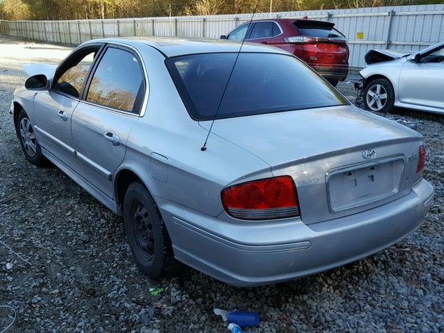 KMHWF25S74A033006 - 2004 HYUNDAI SONATA GL GRAY photo 3