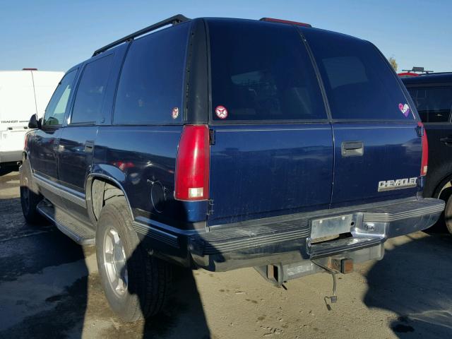 1GNEK13R3XJ525260 - 1999 CHEVROLET TAHOE K150 BLUE photo 3