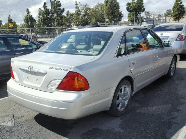 4T1BF28B4YU018929 - 2000 TOYOTA AVALON XL SILVER photo 4